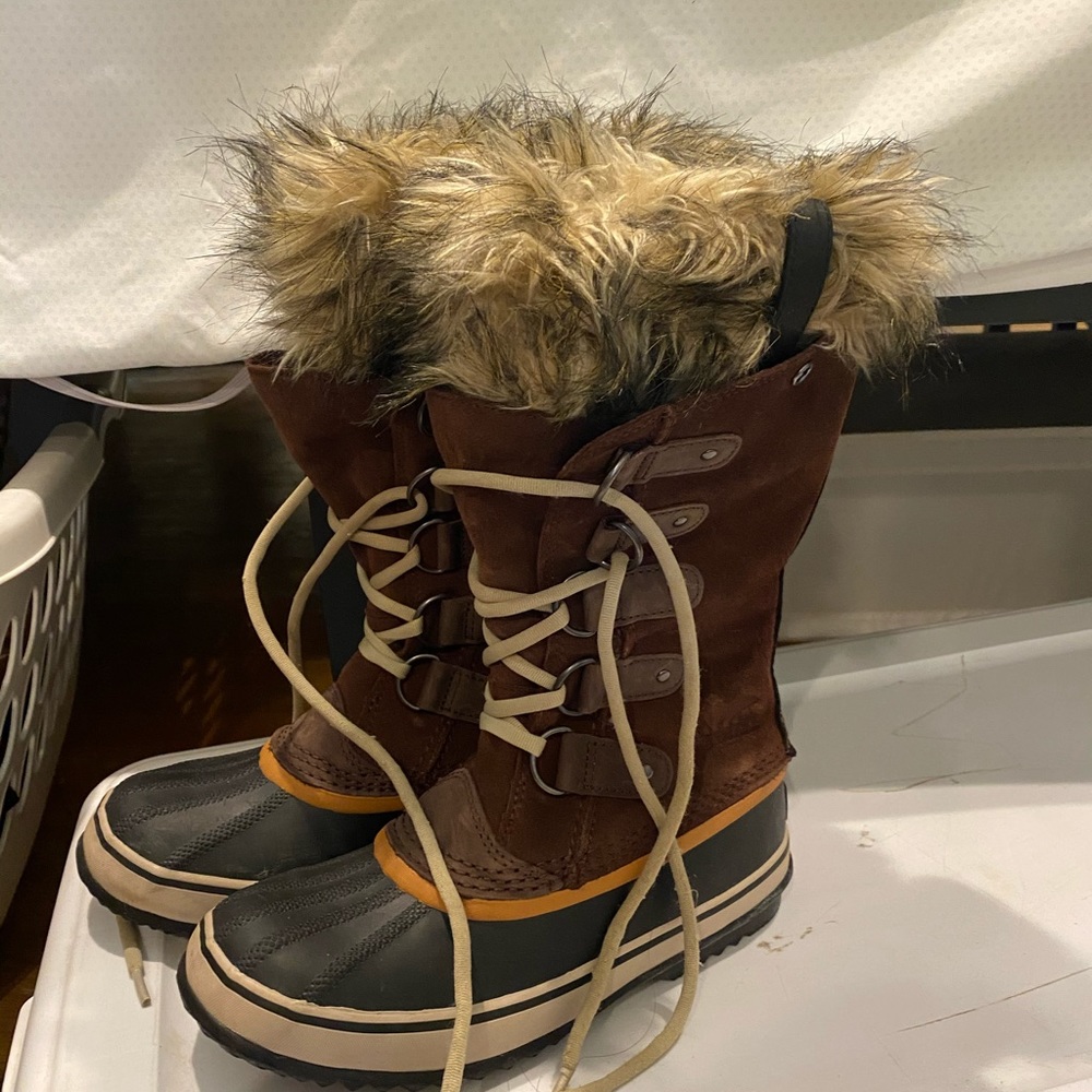 Sorrel Boots Size 7